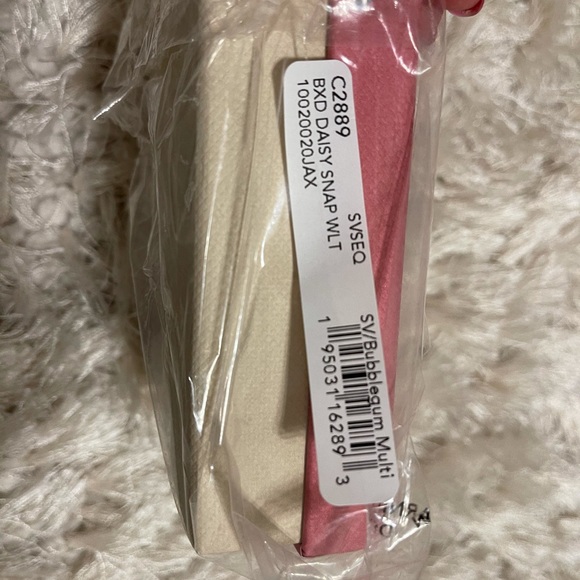 🌸🌸🆕 Coach Boxed Snap Wallet With Daisy Print🌸 - Picture 9 of 11